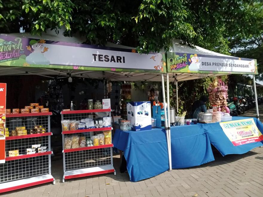 Stand Kuliner Sendangsari Memperkenalkan Keberagaman Rasa di Menoreh Art Festival